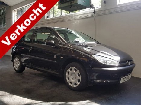 Peugeot 206 - 1.1 X-DESIGN Nette dealer auto NAP APK Clima - 1