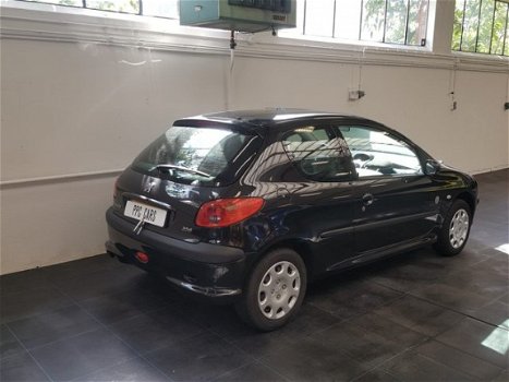 Peugeot 206 - 1.1 X-DESIGN Nette dealer auto NAP APK Clima - 1