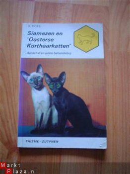 Siamezen en Oosterse korthaarkatten door D. Thies - 1