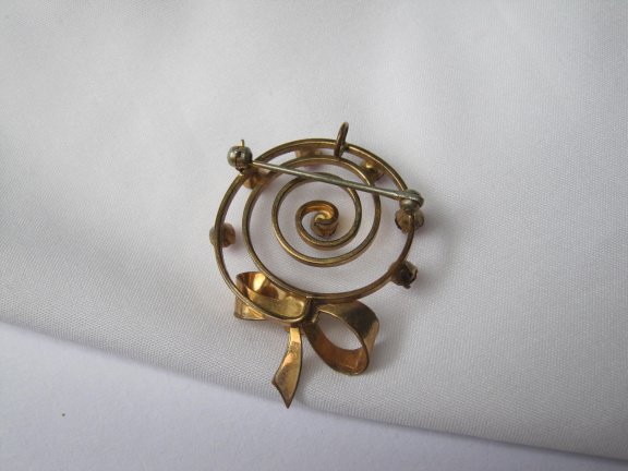 Broche kettinghanger antiek spiraal strik model met roze kristal rijnsteentjes 4.1x3.2 cm - Afbeelding 5