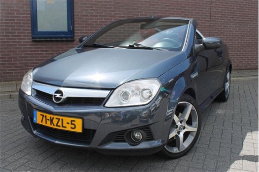 Opel Tigra TwinTop - 1.8-16V Rhythm - 1