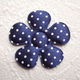 Satijnen polkadots bloem ~ L / 5 cm ~ Marine blauw - 1 - Thumbnail