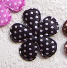 Satijnen polkadots bloem ~ 3,5 cm ~ Zwart - 1