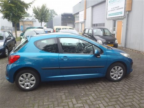 Peugeot 207 - X-LINE 1.4 HDI - 1