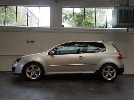 Volkswagen Golf - 2.0 TFSI GTI geen 2e zo strak 200 pk DEALER CAR - 1