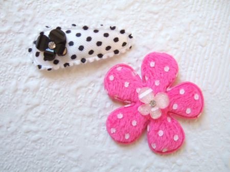 Velours polkadots bloem ~ 3,5 cm ~ Fuchsia roze - 3