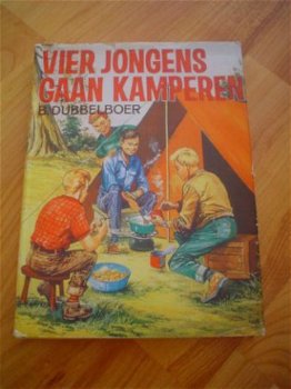 Vier jongens gaan kamperen door B. Dubbelboer - 1