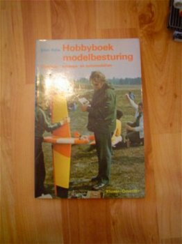 Hobbyboek modelbesturing door Erich Rabe - 1