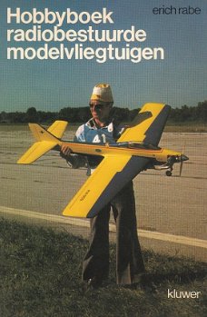 Hobbyboek radiobestuurde modelvliegtuigen door Erich Rabe