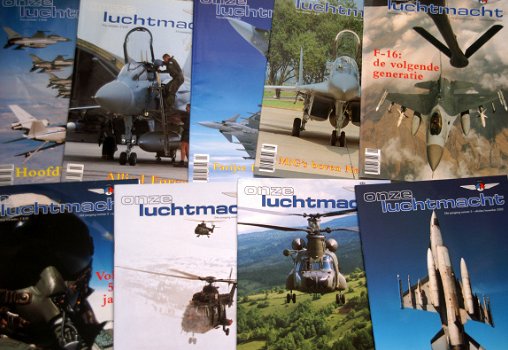 32x tijdschrift Onze Luchtmacht, in één koop of los - 1