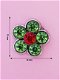Bedel/ Charm 0058, Groen/rode bloem - 1 - Thumbnail