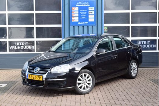 Volkswagen Jetta - 1.4 TSI COMFORTLINE AUTOMAAT TREKHAAK - 1