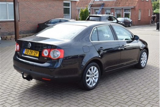 Volkswagen Jetta - 1.4 TSI COMFORTLINE AUTOMAAT TREKHAAK - 1