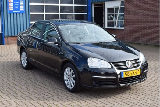 Volkswagen Jetta - 1.4 TSI COMFORTLINE AUTOMAAT TREKHAAK - 1