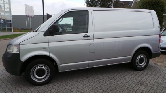 Volkswagen Transporter - 2.5 TDI 130pk/96kw L1H1 Airco - 1