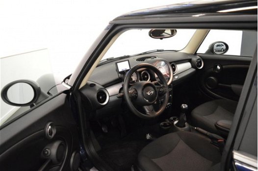 Mini Mini Cooper - D 1.6 Business Line Navigatie - 1