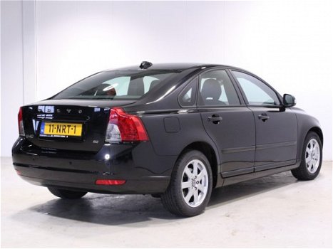 Volvo S40 - 2.0 Business Line | Dealer Onderhouden | NAP Pas | - 1