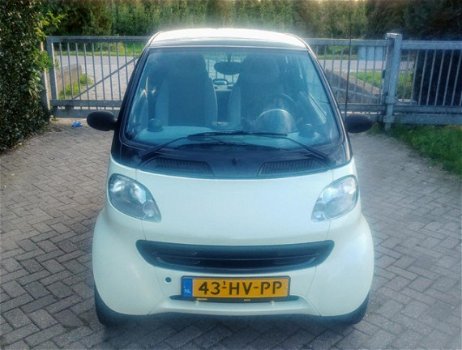 Smart City-coupé - & pure - 1