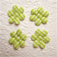 Klein geruit bloemetje ~ 2 cm ~ Groen