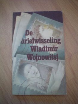 De briefwisseling door Wladimir Wojnowitsj - 1