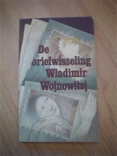 De briefwisseling door Wladimir Wojnowitsj