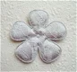 Satijn met wit kant bloem ~ 6,5 cm ~ Grijs - 0 - Thumbnail