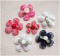 Satijn met wit kant bloem ~ 3,5 cm ~ Fuchsia roze - 3 - Thumbnail
