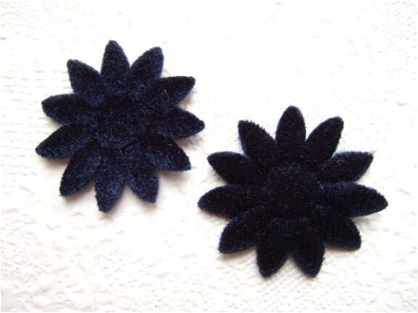Mooie velours ster bloem ~ 3,5 cm ~ Marine blauw - 2