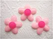 Mooi bont bloemetje ~ 2,5 cm ~ Roze - 0 - Thumbnail