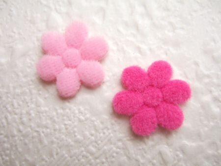 Mini bloemetje van velours ~ 17 mm ~ Fuchsia roze - Afbeelding 2