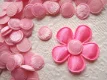 Klein fluweel bloemen hartje ~ 11 mm ~ Roze - 0 - Thumbnail