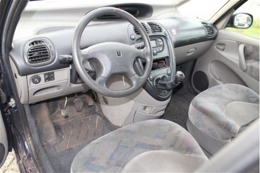 Citroën Xsara Picasso - 1.8i-16V - 1