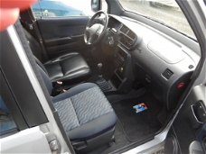 Daihatsu Move - 1.0-12V