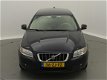 Volvo V70 - 2.4D Kinetic / airco-ecc / leder / navi / cruise / trekhaak / nw-model / nieuwstaat - 1 - Thumbnail