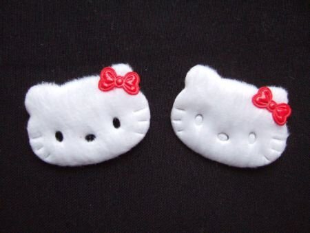 Lieve witte Hello Kitty met rode strik ~ 4 cm - 2