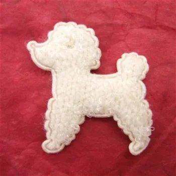 Schattig crème poedel hondje ~ 4 cm - 0
