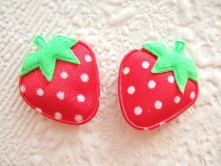 Kleine polkadots aardbei ~ 2,5 cm ~ Rood - 0