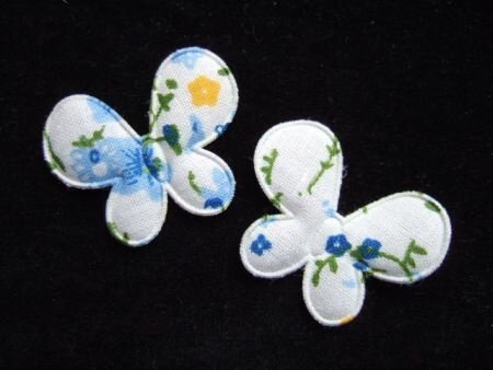 Witte gebloemde voorjaars vlinder ~ 3,5 cm ~ Blauw / geel - 0