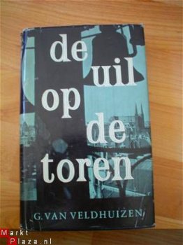De uil op de toren door G. van Veldhuizen - 1