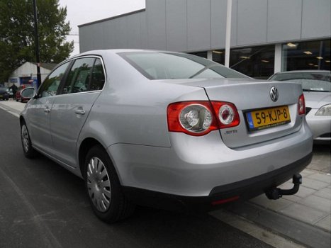 Volkswagen Jetta - 1.9 TDI 105pk BlueMotion Comfortline-Navi - 1