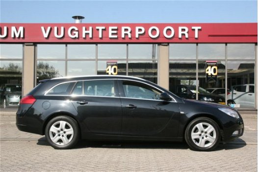 Opel Insignia Sports Tourer - 1.4 Turbo 140pk / Energie label A / Navigatie - 1