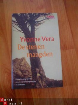 De stenen maagden door Yvonne Vera - 1