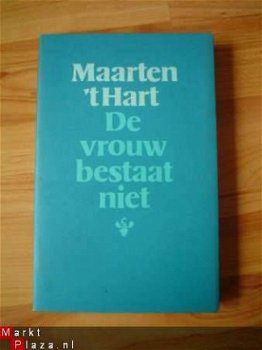 De vrouw bestaat niet door Maarten 't Hart - 1
