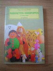 Marionetten en handpoppen door Joy Gammon
