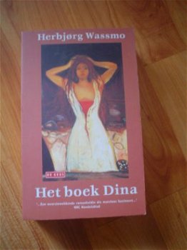 Het boek dina door Herbjorg Wassmo - 1