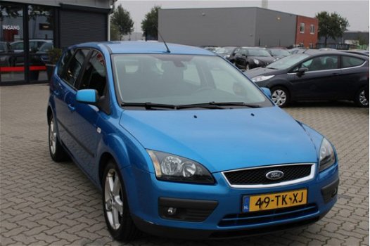 Ford Focus Wagon - 1.6 TDCI FUTURA Euro 4 airco, radio cd speler, cruise control, elektrische ramen, - 1