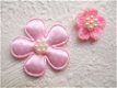 Klein gehaakt bloemetje ~ 2 cm ~ Donker roze - 3 - Thumbnail
