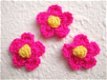 Gehaakt bloemetje ~ 2 cm ~ Fuchsia roze / geel - 0 - Thumbnail