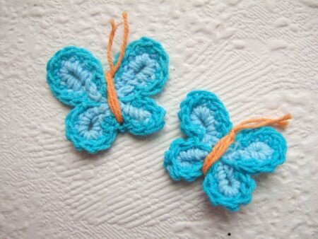Gehaakt vlindertje ~ 3 cm ~ Blauw / blauw - nr. 1
