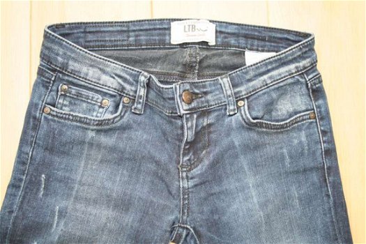 Donkere jeans LTB - waist 25 - low rise, super slim - 2